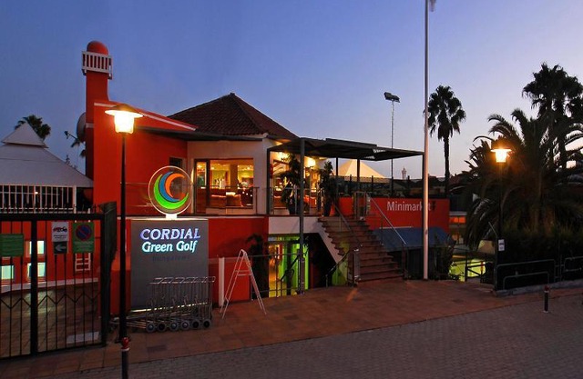 Bungalows Cordial Sandy Golf