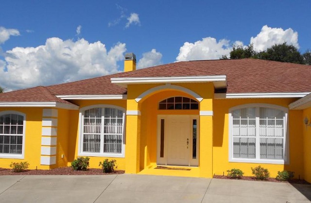 Bursting with Sunshine Pool Home S & G home