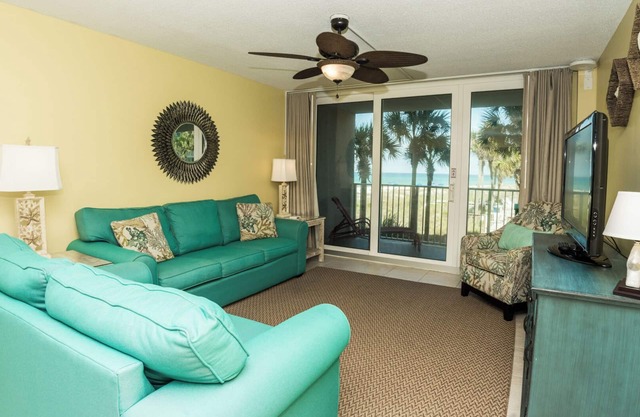 C106 Low Floor, Stunning sunset, Pool View, covered parking space Beach Deal 20% OFF 8/1-8/9/2025