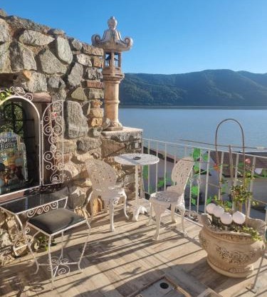 CABANA ȘTIMA - CAZANELE DUNĂRII -Șvinița