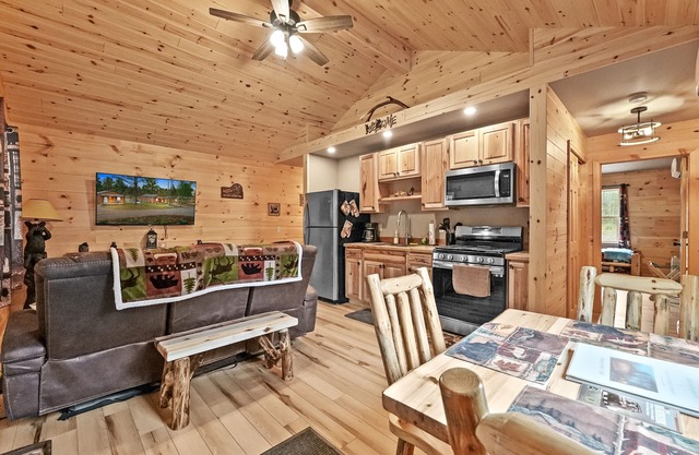 Cabin#2 at Northern Comfort wopt side by side rentals