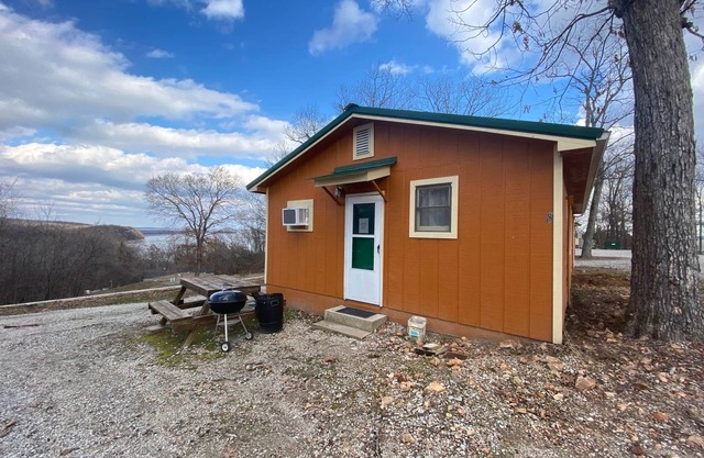 Cabin 8 - Reel and Trigger