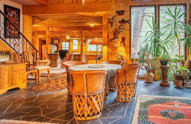 Cabin in the Pines. Close to Boulder, Colorado and Indian Peaks Wilderness.