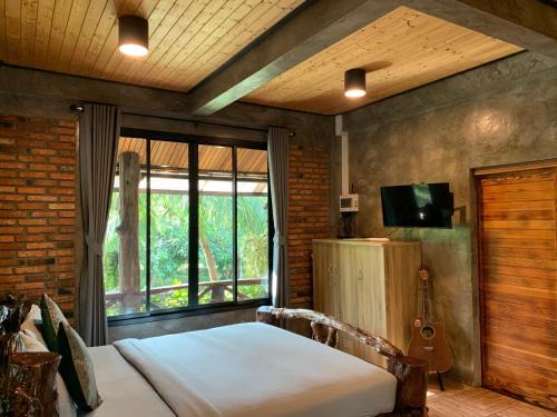 Cabin in the woods Entire House