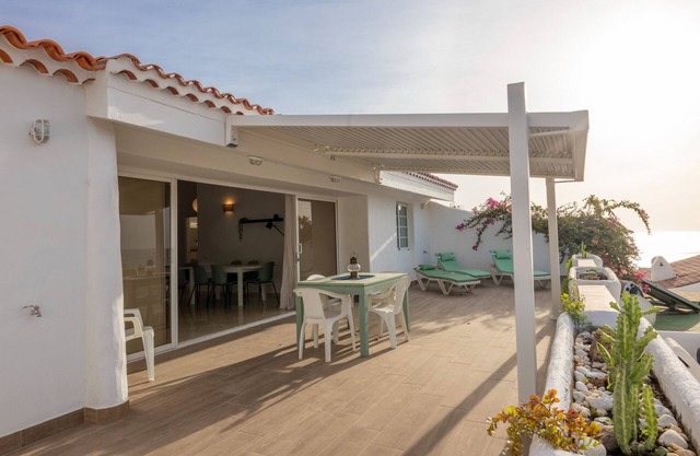 Calala's House with huge terrace