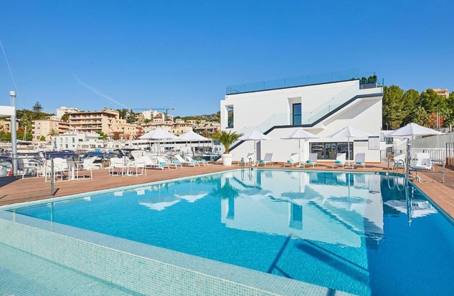 Calanova Sports Residence