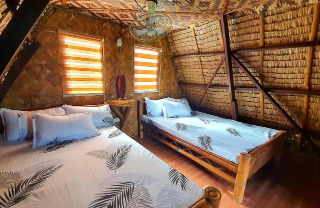 Calatagan's Bahay Kubo - with Beach Access