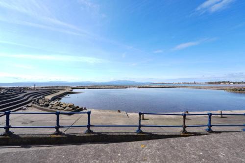 Caledonia by the Sea
