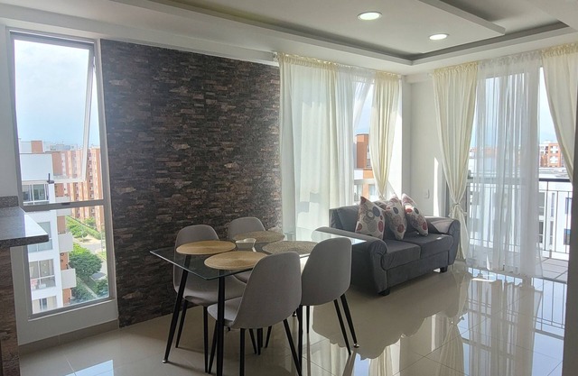 Cali Valle Del Lili apartment 10th floor modern and beautiful view.