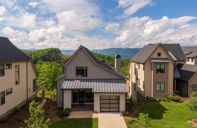 Calico Haven at Blue Ridge Mountain Club - Hot tub, 3 bedroom with great views