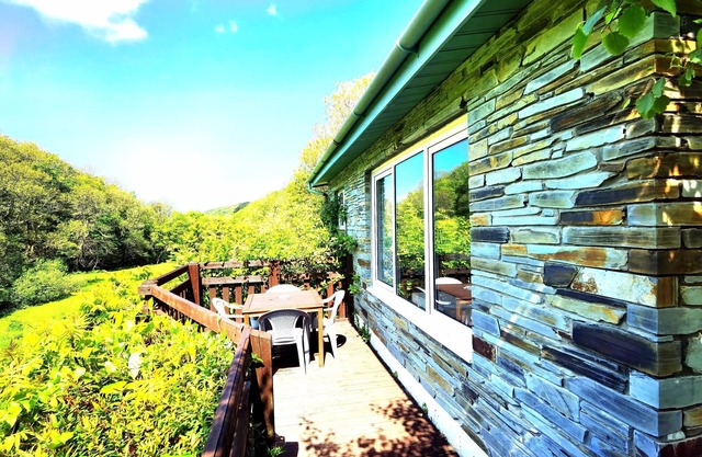 Callowen Cottage, Crackington. Holidays at Crackington Haven