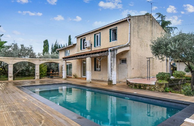Calm villa with pool nearby Montpellier - Welkeys