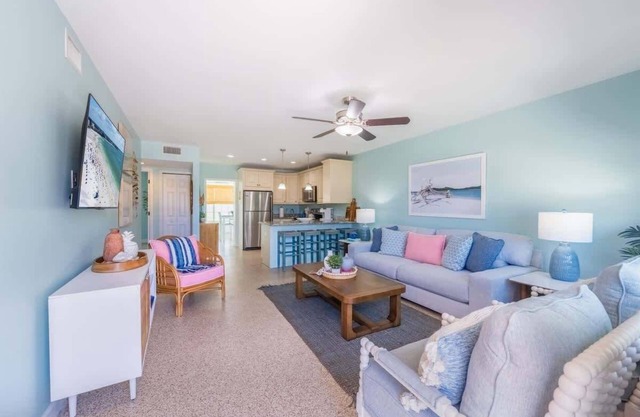 Calm Waters Cottage|2 Beds|Super Close To Siesta