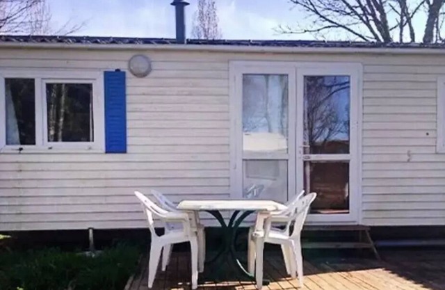 Camping Le Mas de Sireuil* - Classic XL 3-room mobile home for 4 people