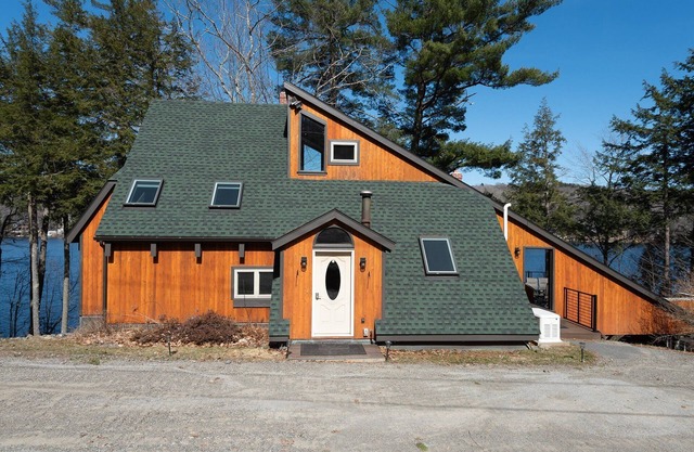 Camp Rosalie - Spacious 5-bedroom house with WiFi, AC on Lucerne/Phillips Lake