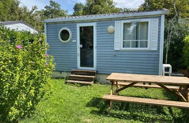 Camping 2 étoiles - ccbabhf
