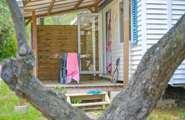 Camping 3 étoiles - Piscine - ccbbgif