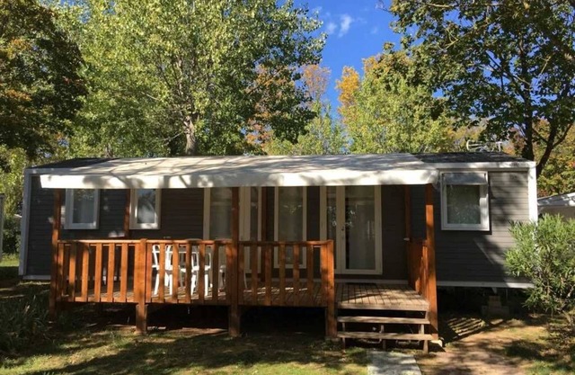 Camping 4 étoiles - Piscine - ccbaheb
