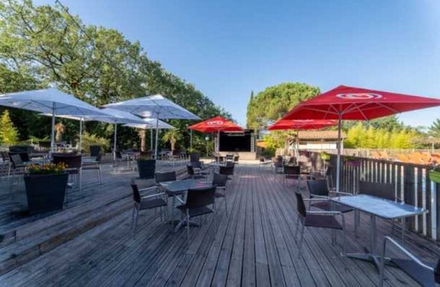 Camping 4 étoiles - Piscine - eechcb