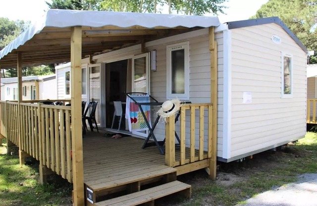 Camping Domaine de Pont Mahé* - Mobil-Home Super Cordelia 4 Rooms 6 People