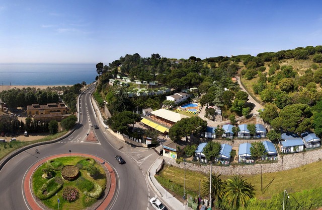 Camping El Far