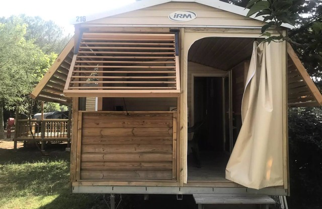 Camping les Casteillets* - Mobile home Vacanciale 3 rooms 4 people Without Toilets