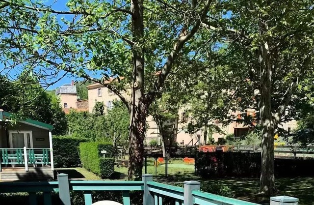 Camping Le Pré*** - 3-Room Chalet 3 People PMR