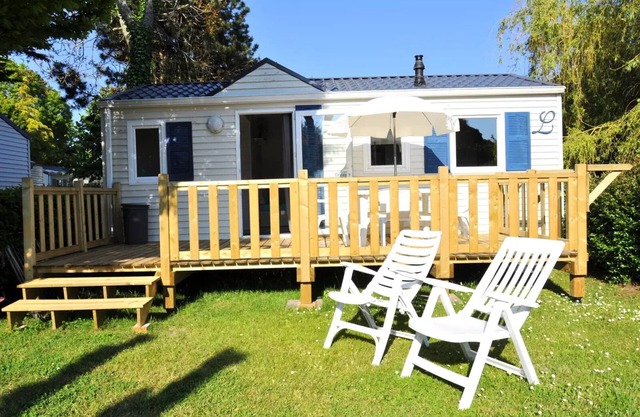 Camping Le Raguenès Plage* - OCEANE 3-room mobile home 4 people
