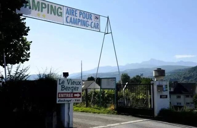 Camping LE VIEUX BERGER * - Mobil home Privilege 2 bedrooms 4 people