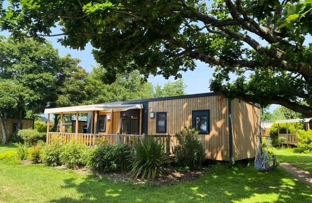 Camping maeva Respire Le Domaine de Mesqueau * - PREMIUM COMFORT Cottage 4 Rooms 6 People + TV 2 Bathrooms