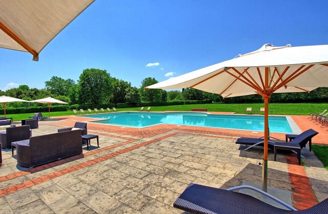 Campoleone 13 - Apartment on historical property near Arezzo, Tuscany