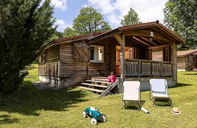 Campsite CHAMP LA CHEVRE * - Chalet Charlay 3 bedrooms (6 pers.) 6 persons