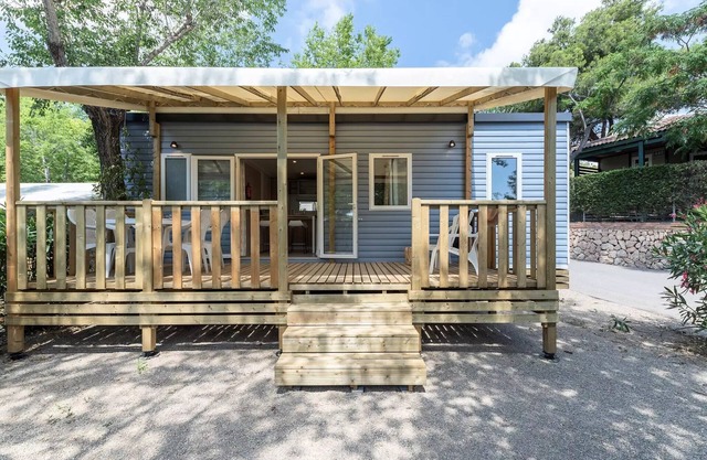 Campsite Romanée Le Kervilor* - Mobile home Comfort 4 rooms 6 people air-conditioned