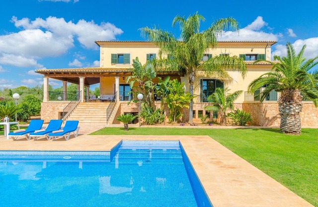 Can Bou - Villa With Private Pool In Ses Salines