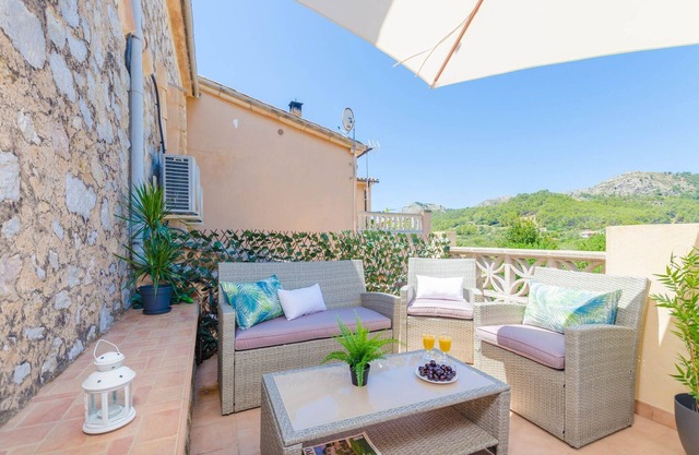 Can Damia - House In S'arracó. Free Wifi