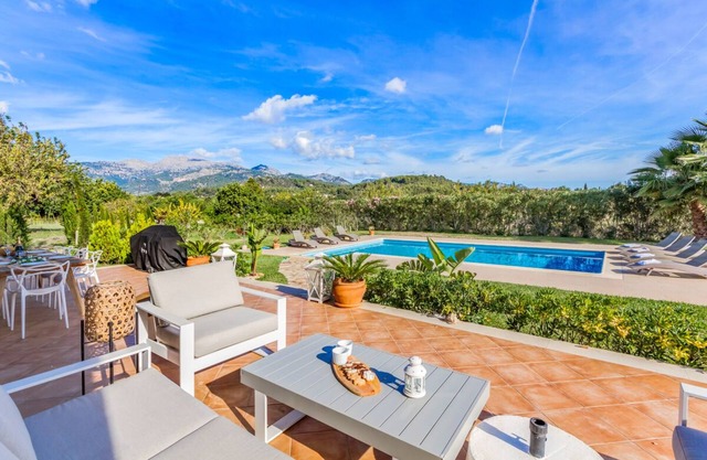 Can Masanella - Four Bedroom Villa, Sleeps 8