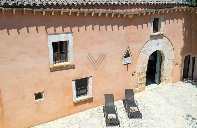 Can Mir, villa in Buger, Mallorca