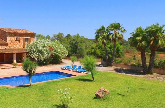 Can Toni, private pool, wifi free