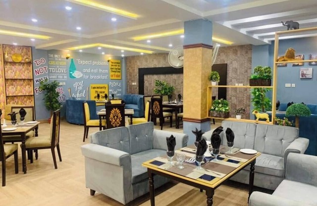 Canal View Hotel
