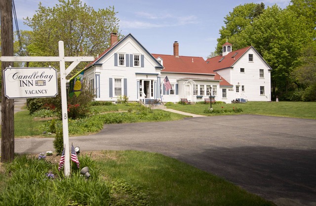 Candlebay Inn