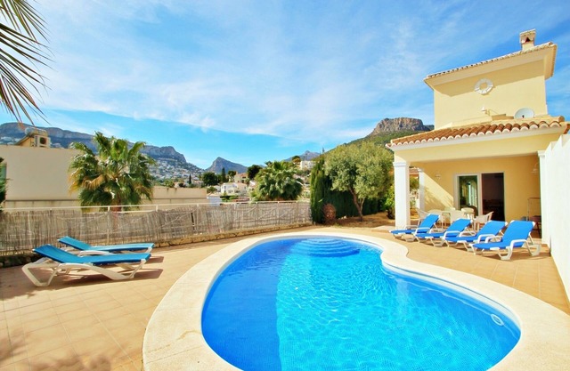 Canuta Mar 14- two story holiday home villa in Calpe
