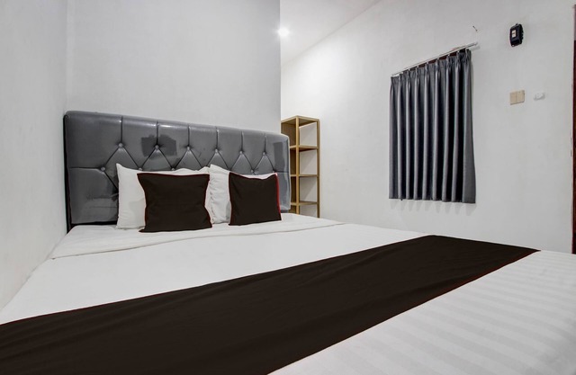 Capital O 94734 Barra Residence