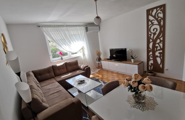 CAPRA apartman