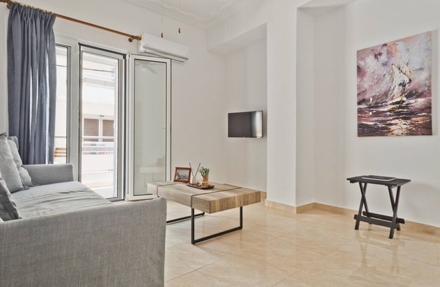 Captain Ilias Apartment 1