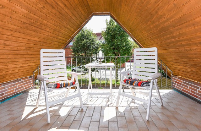 Captain's cabin rental - House anchorage