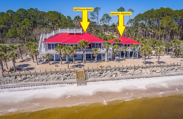 Captain's Quarters is located on Carrabelle Beach! 1BR/1BA
