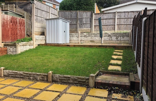 Captivating 1-bed Apartment in Hednesford