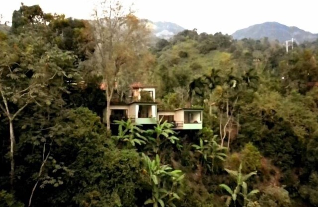 Captivating 4-Bed Chalet Las Casitas en el Aire