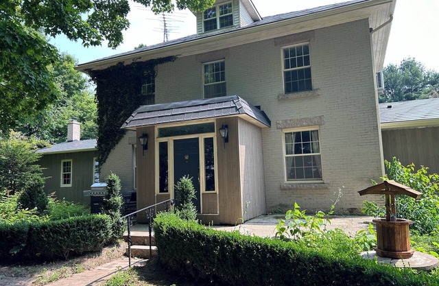 Cardinal Suite on Century Farm