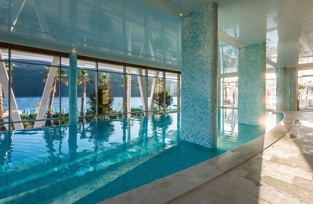 Carine Hotel Kumbor